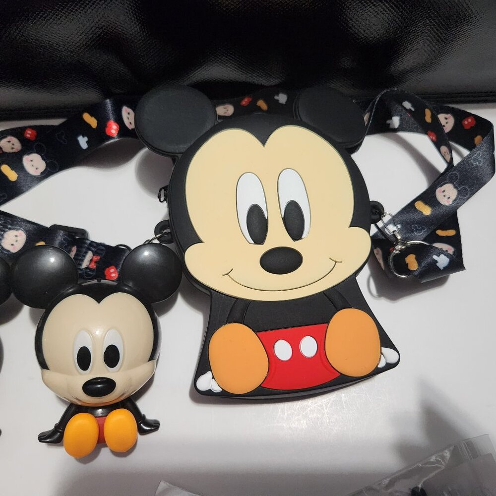 Mickey mouse bundle - Picture 3 of 4